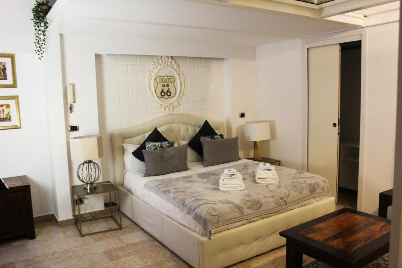 Naviglio81 Bed & Breakfast Milan Bagian luar foto